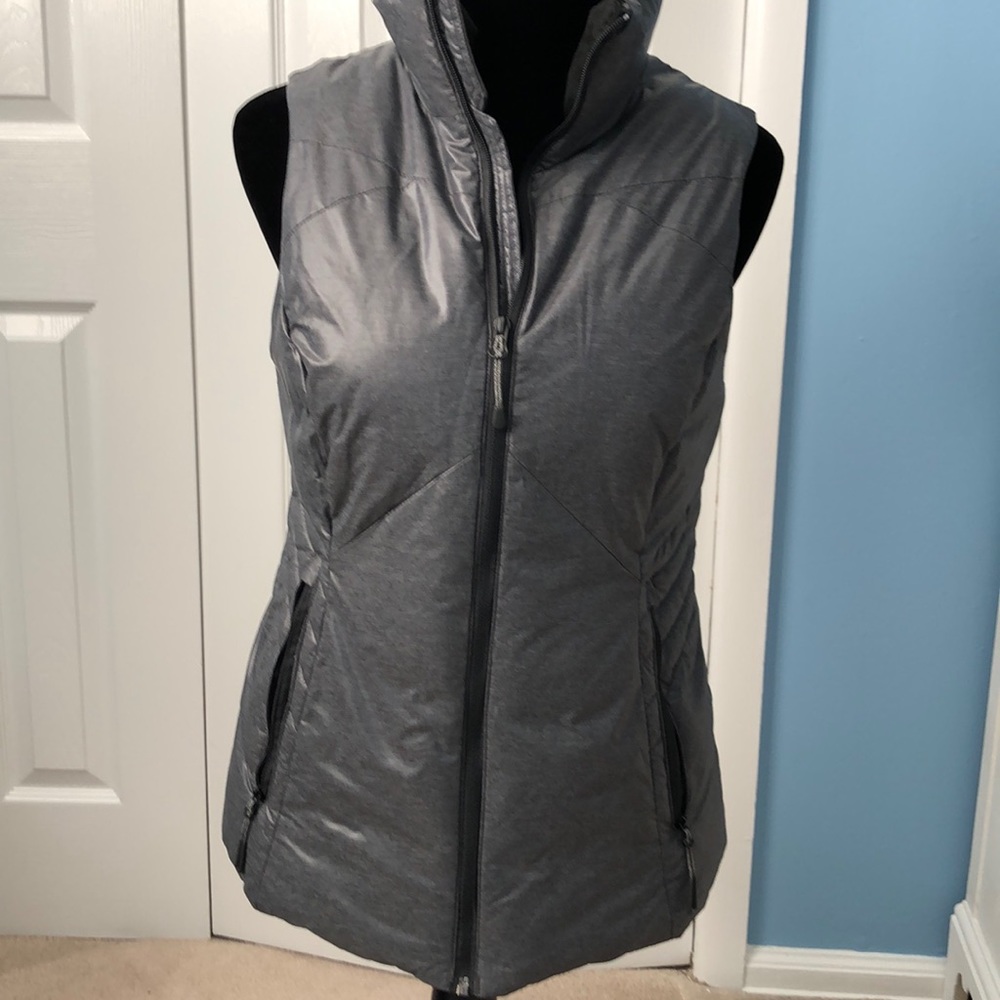 Champion puffer vest